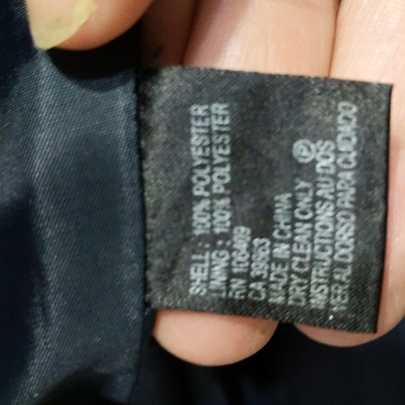 Tahari, 8P, Navy blue blazer, metal closure - Picture 4 of 6
